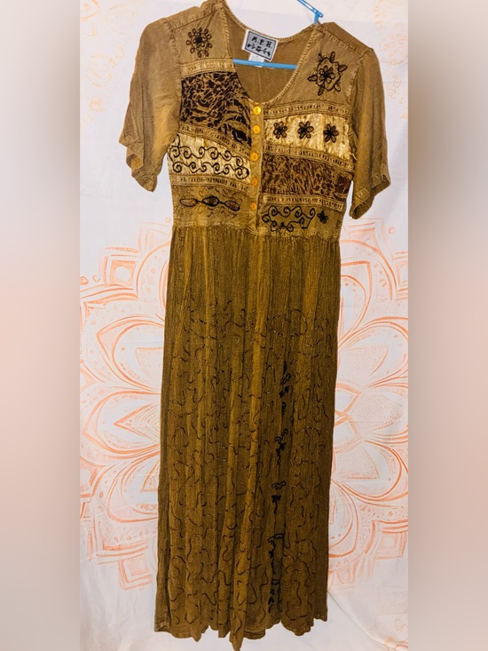 M.P.H. Dresses & Skirts - M.P.H. Vintage Women’s Olive Green/Brown Embroidered Boho Dress